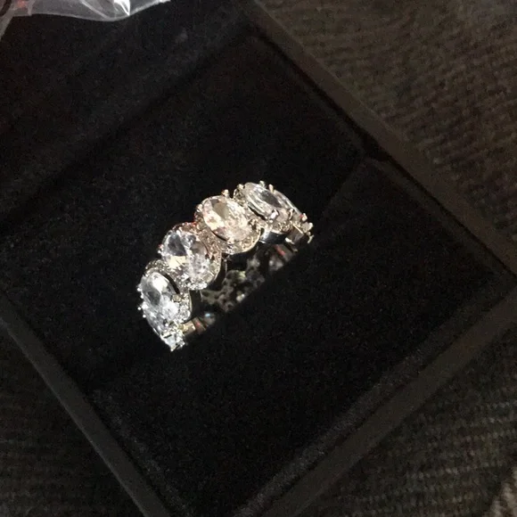 The “Traci” Oval Lab Created Diamond Pave Band - Picture 5 of 6